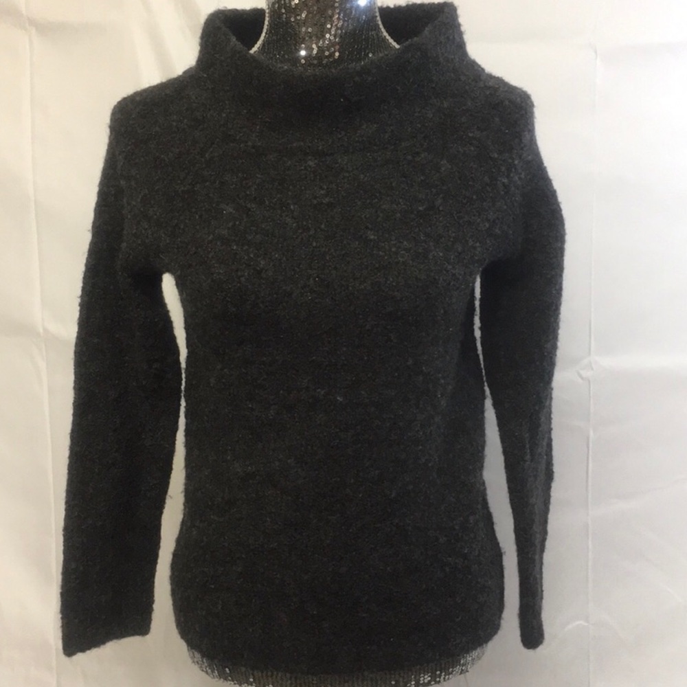 Gorgeous Cozy MOTH Charcoal Alpaca Sweater 💝❄️☃️